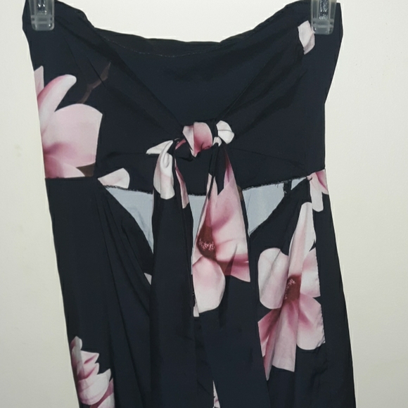 Beautiful strapless dress, brandless - Picture 3 of 4